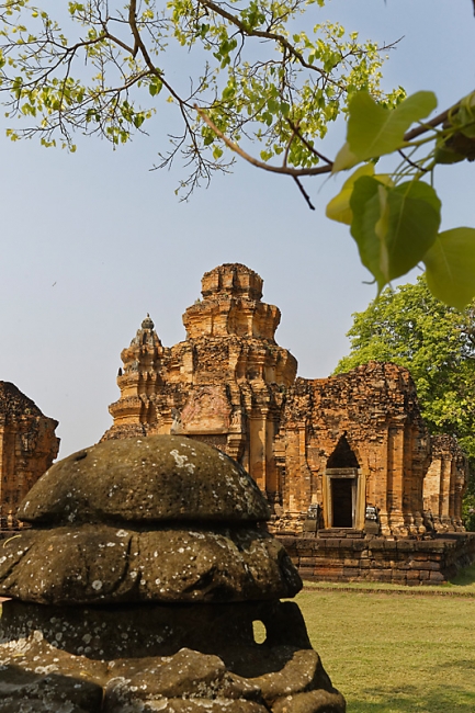 Prasat Sikhoraphum-MAR15-093
